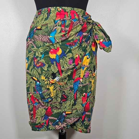 Vintage Dresses & Skirts - Rare Vintage Tropical Birds Butterflies Print Wrap Skirt Cotton S Wow
